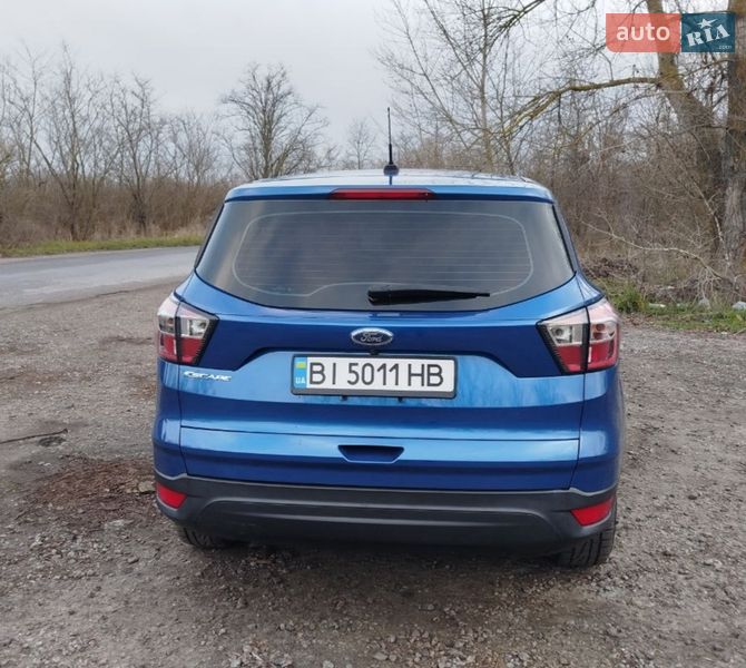 Внедорожник / Кроссовер Ford Escape 2016 в Кременчуге