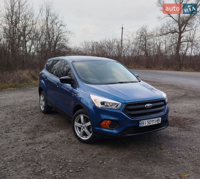 Внедорожник / Кроссовер Ford Escape 2016 в Кременчуге