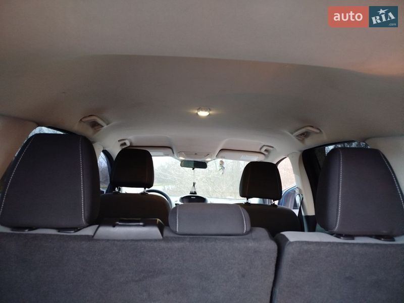 Внедорожник / Кроссовер Ford Escape 2016 в Кременчуге