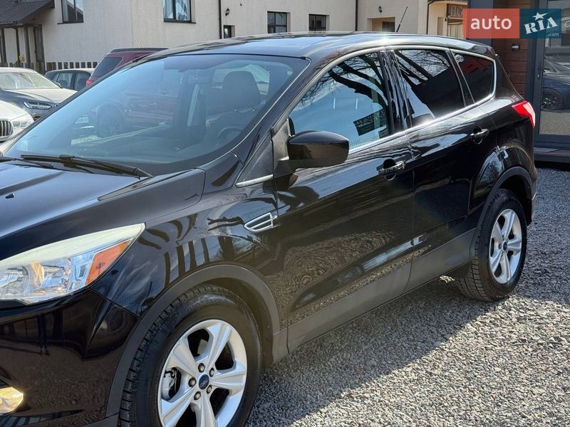 Внедорожник / Кроссовер Ford Escape 2012 в Стрые