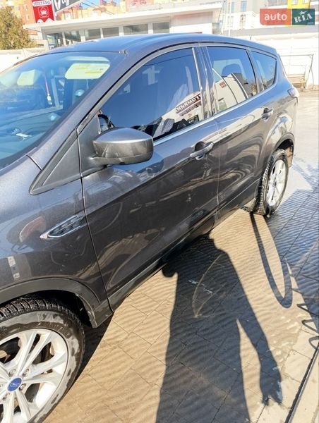 Позашляховик / Кросовер Ford Escape 2017 в Тернополі