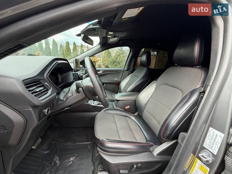 Внедорожник / Кроссовер Ford Escape 2023 в Днепре