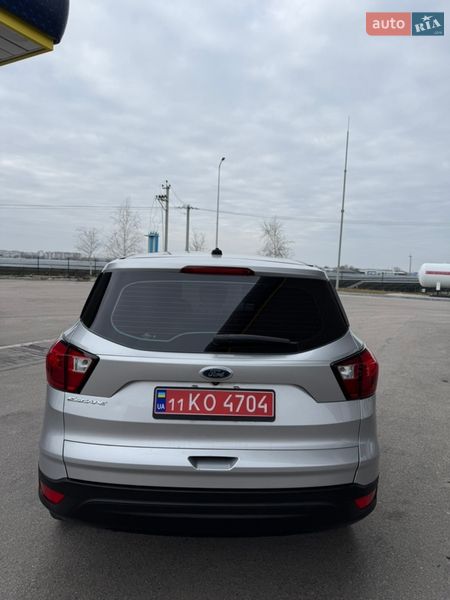 Внедорожник / Кроссовер Ford Escape 2019 в Днепре