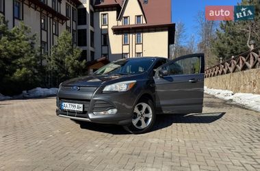 Позашляховик / Кросовер Ford Escape 2015 в Києві
