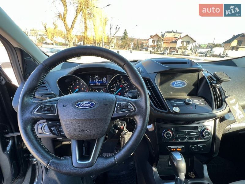 Внедорожник / Кроссовер Ford Escape 2018 в Львове