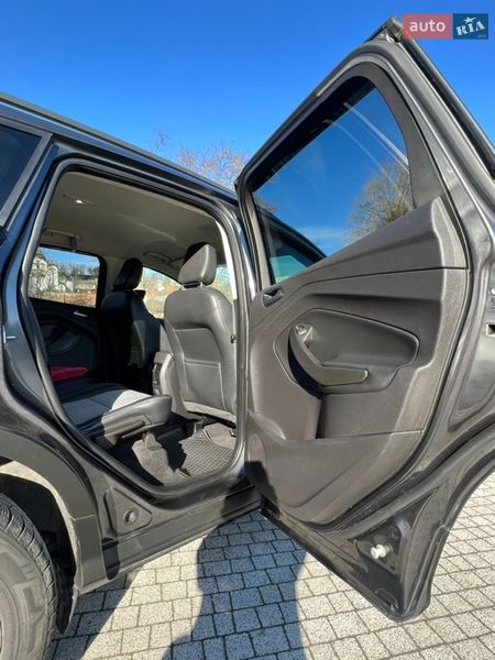 Внедорожник / Кроссовер Ford Escape 2018 в Львове