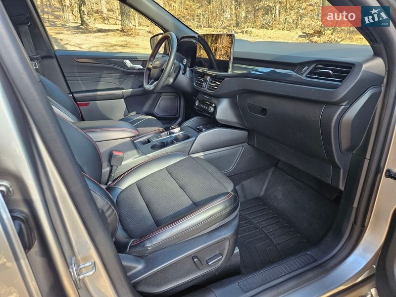 Позашляховик / Кросовер Ford Escape 2023 в Львові