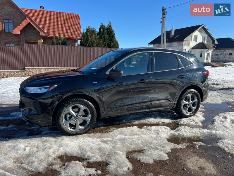 Позашляховик / Кросовер Ford Escape 2024 в Чернігові