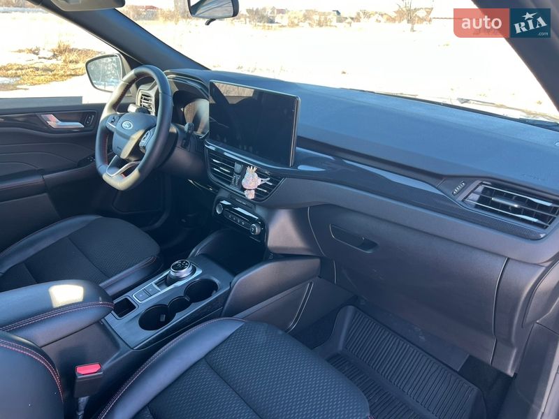 Позашляховик / Кросовер Ford Escape 2024 в Чернігові