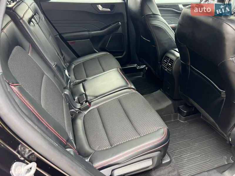 Позашляховик / Кросовер Ford Escape 2024 в Чернігові