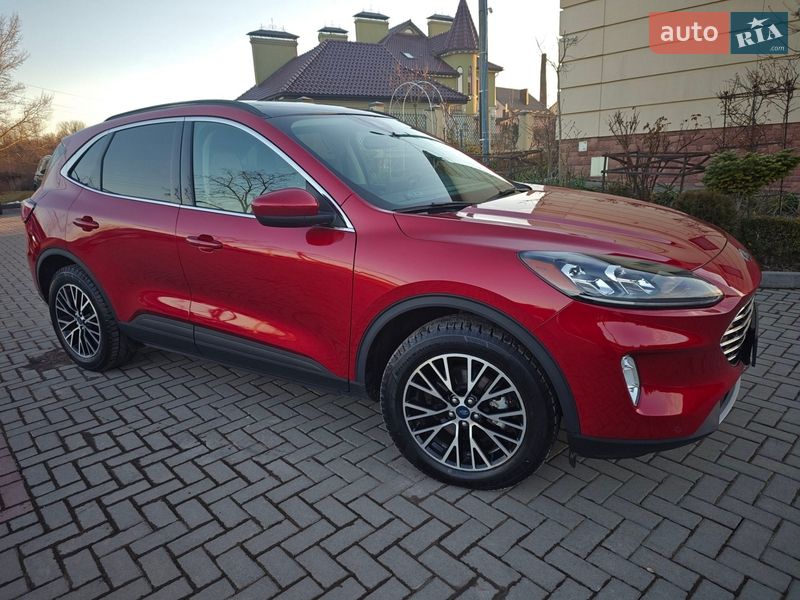 Внедорожник / Кроссовер Ford Escape 2022 в Золочеве
