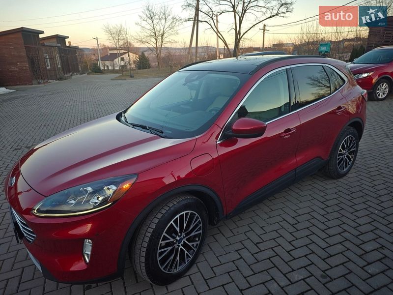 Внедорожник / Кроссовер Ford Escape 2022 в Золочеве