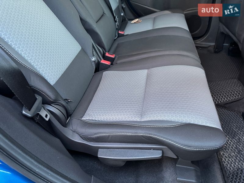 Внедорожник / Кроссовер Ford Escape 2016 в Сарнах