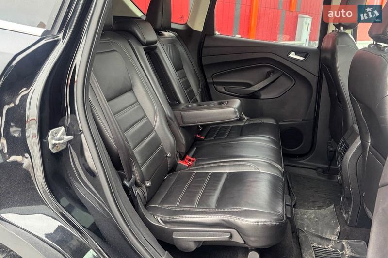 Внедорожник / Кроссовер Ford Escape 2017 в Киеве