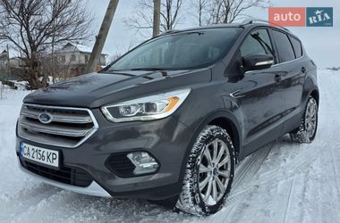 Позашляховик / Кросовер Ford Escape 2017 в Умані