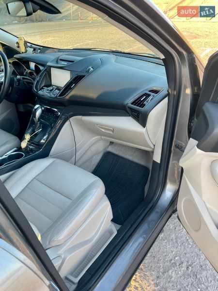 Внедорожник / Кроссовер Ford Escape 2014 в Киеве