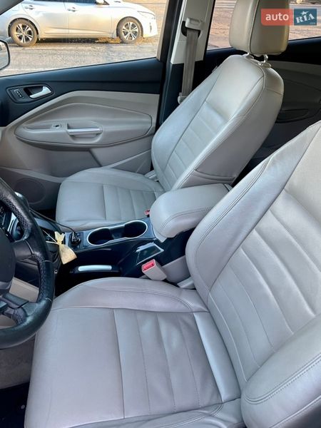 Внедорожник / Кроссовер Ford Escape 2014 в Киеве