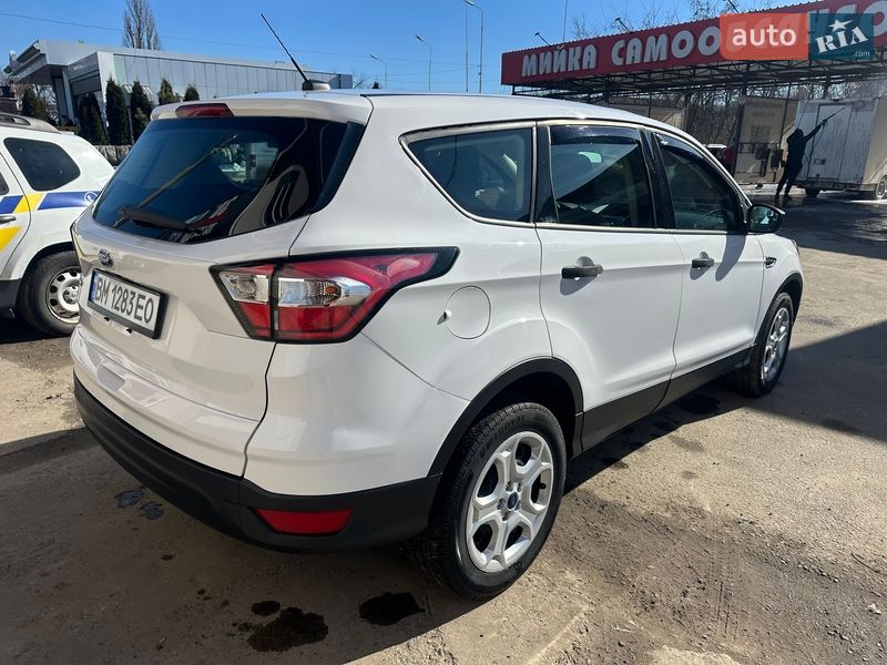 Внедорожник / Кроссовер Ford Escape 2017 в Сумах