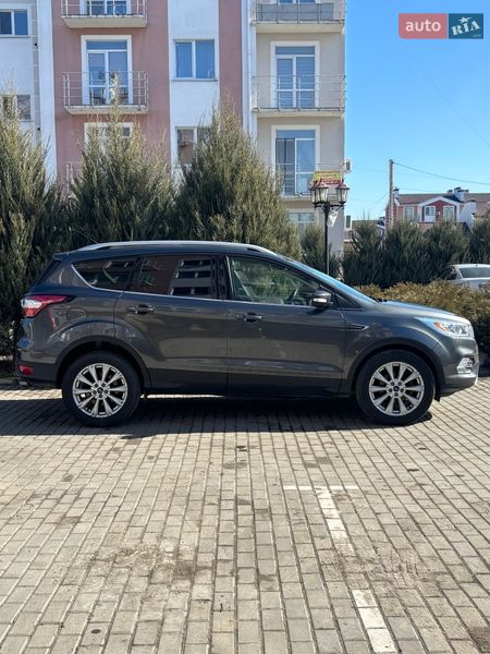 Внедорожник / Кроссовер Ford Escape 2016 в Белогородке