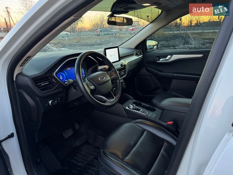 Внедорожник / Кроссовер Ford Escape 2019 в Вышгороде