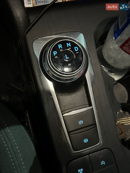 Позашляховик / Кросовер Ford Escape 2021 в Долинській