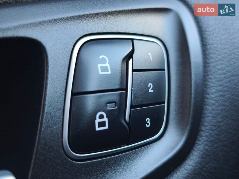 Позашляховик / Кросовер Ford Escape 2017 в Стрию фото 19 Позашляховик / Кросовер Ford Escape 2017 в Стрию