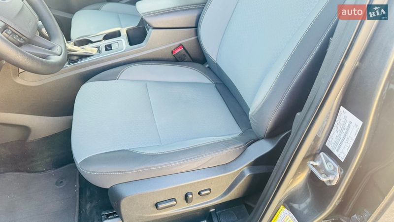 Внедорожник / Кроссовер Ford Escape 2018 в Киеве