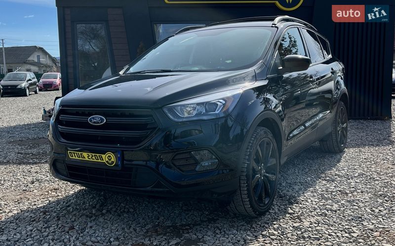 Позашляховик / Кросовер Ford Escape 2018 в Коломиї