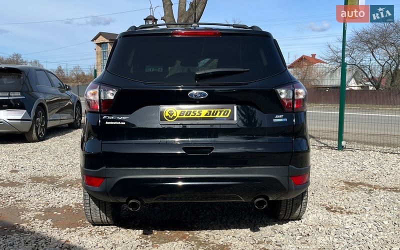 Позашляховик / Кросовер Ford Escape 2018 в Коломиї