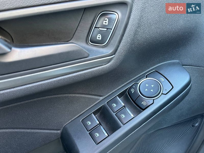 Позашляховик / Кросовер Ford Escape 2023 в Львові