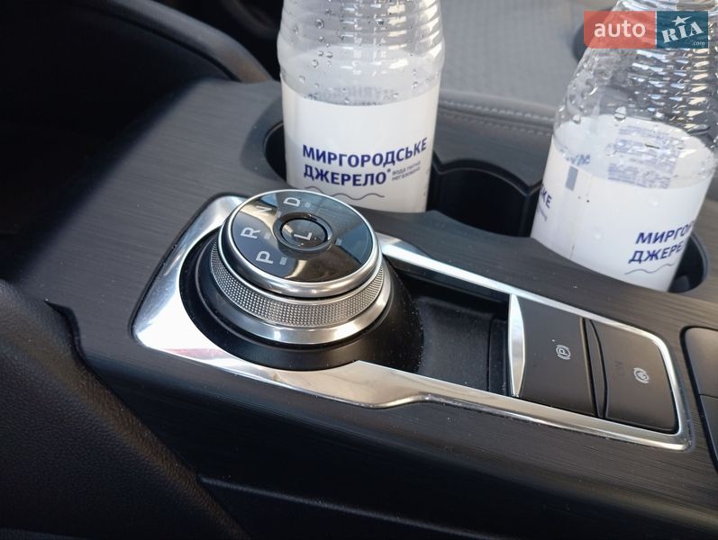 Позашляховик / Кросовер Ford Escape 2021 в Бучі