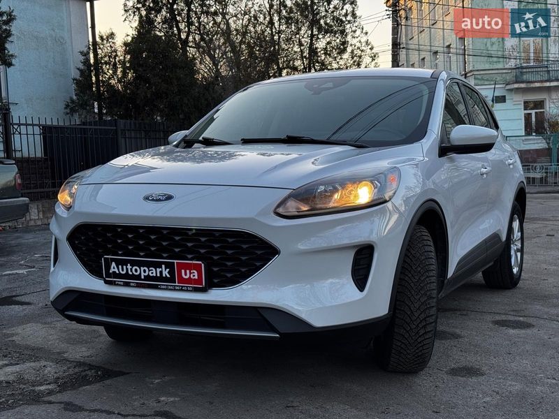 Внедорожник / Кроссовер Ford Escape 2019 в Киеве