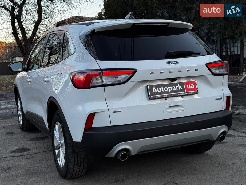 Внедорожник / Кроссовер Ford Escape 2019 в Киеве