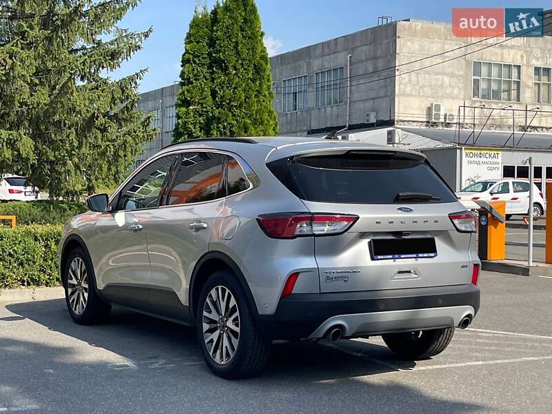 Позашляховик / Кросовер Ford Escape 2020 в Києві