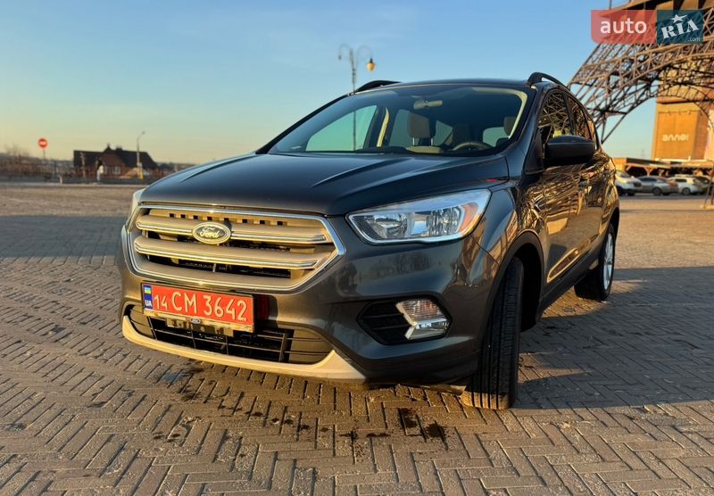 Внедорожник / Кроссовер Ford Escape 2018 в Харькове