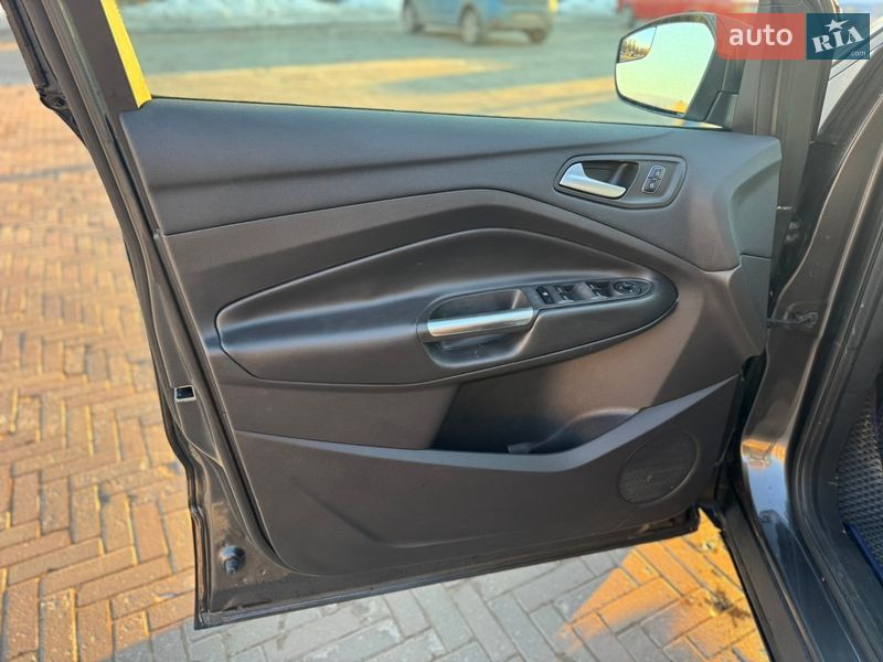 Внедорожник / Кроссовер Ford Escape 2018 в Харькове