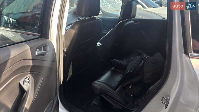 Внедорожник / Кроссовер Ford Escape 2016 в Ивано-Франковске