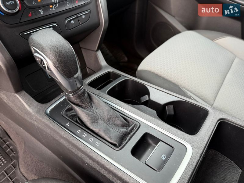 Позашляховик / Кросовер Ford Escape 2019 в Сумах