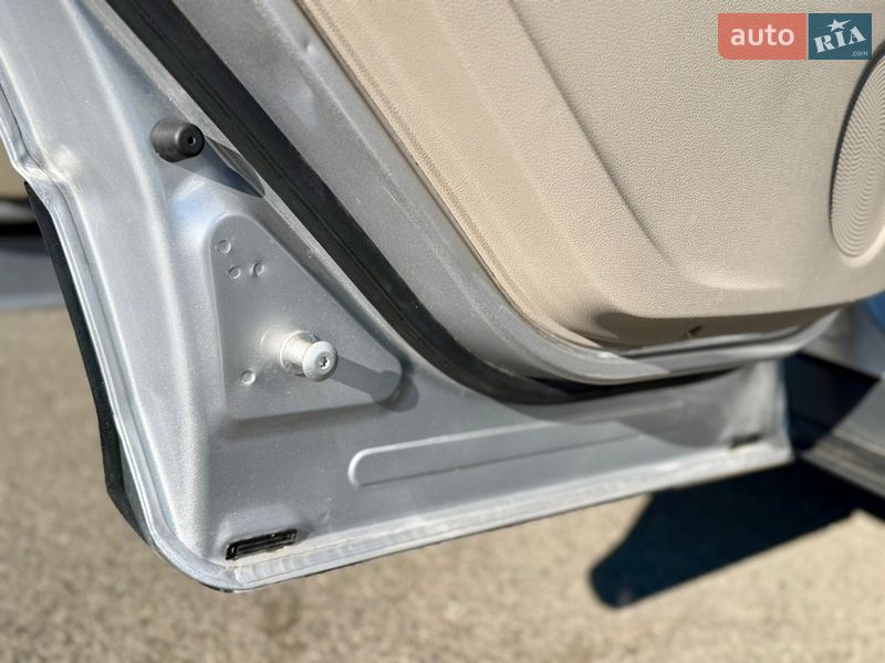 Внедорожник / Кроссовер Ford Escape 2014 в Одессе