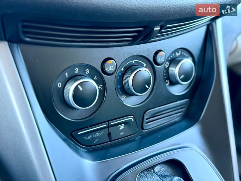 Внедорожник / Кроссовер Ford Escape 2014 в Одессе