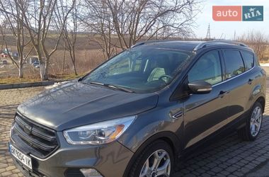 Позашляховик / Кросовер Ford Escape 2017 в Рівному