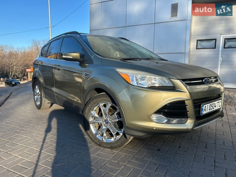 Внедорожник / Кроссовер Ford Escape 2013 в Каменском