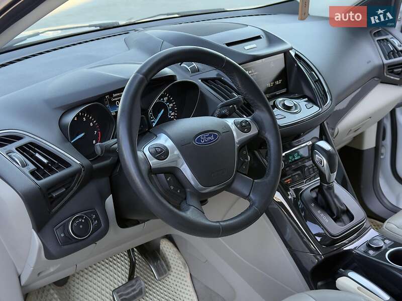 Внедорожник / Кроссовер Ford Escape 2014 в Львове