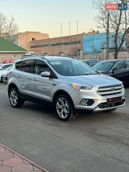 Внедорожник / Кроссовер Ford Escape 2019 в Одессе