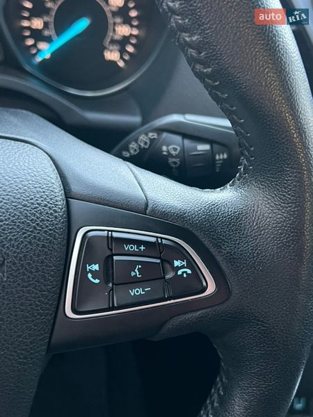 Внедорожник / Кроссовер Ford Escape 2019 в Одессе