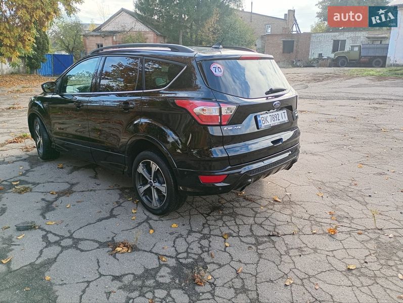 Позашляховик / Кросовер Ford Escape 2018 в Рівному