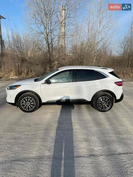 Ford Escape 2022 VIN 1FMCU0EZ0NUB90323 фото оголошення 29 з 80