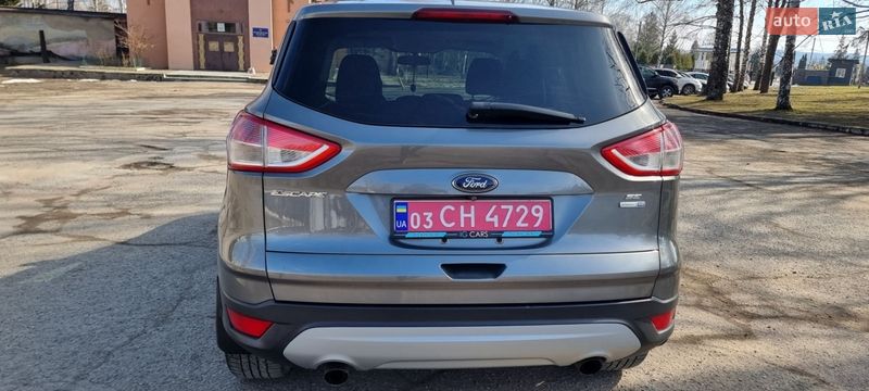 Внедорожник / Кроссовер Ford Escape 2014 в Черновцах