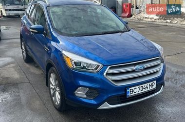Внедорожник / Кроссовер Ford Escape 2017 в Чернигове