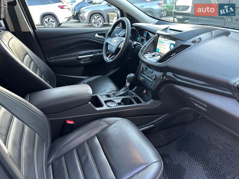 Позашляховик / Кросовер Ford Escape 2017 в Одесі